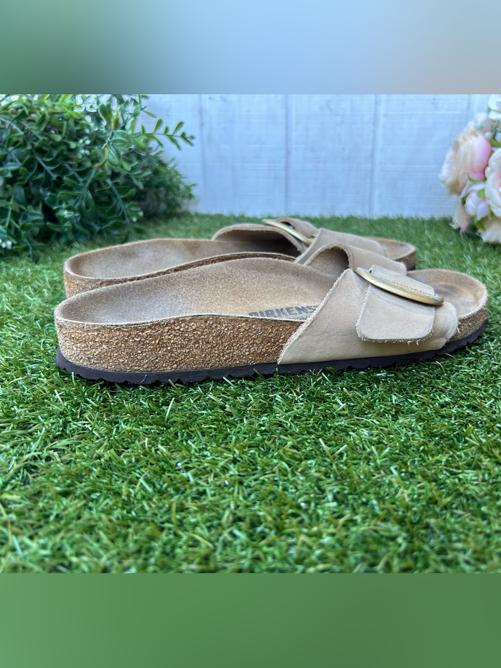 Birkenstock🍂Madrid BIG buckle leather sandals sandcastle size 38US 7-7.5 - Picture 9 of 16